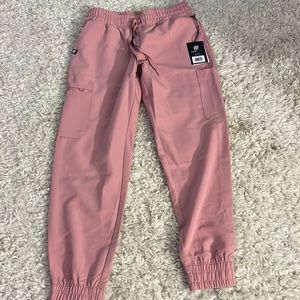 NWT Jaanuu jogger scrubs